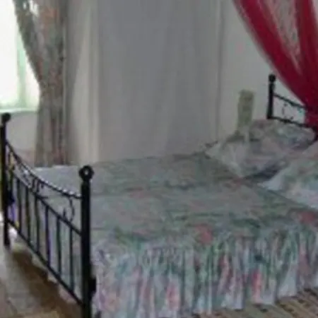 Luzenac, 4 Pieces, 7 Personnes - Fr-1-419-27 Holiday home *